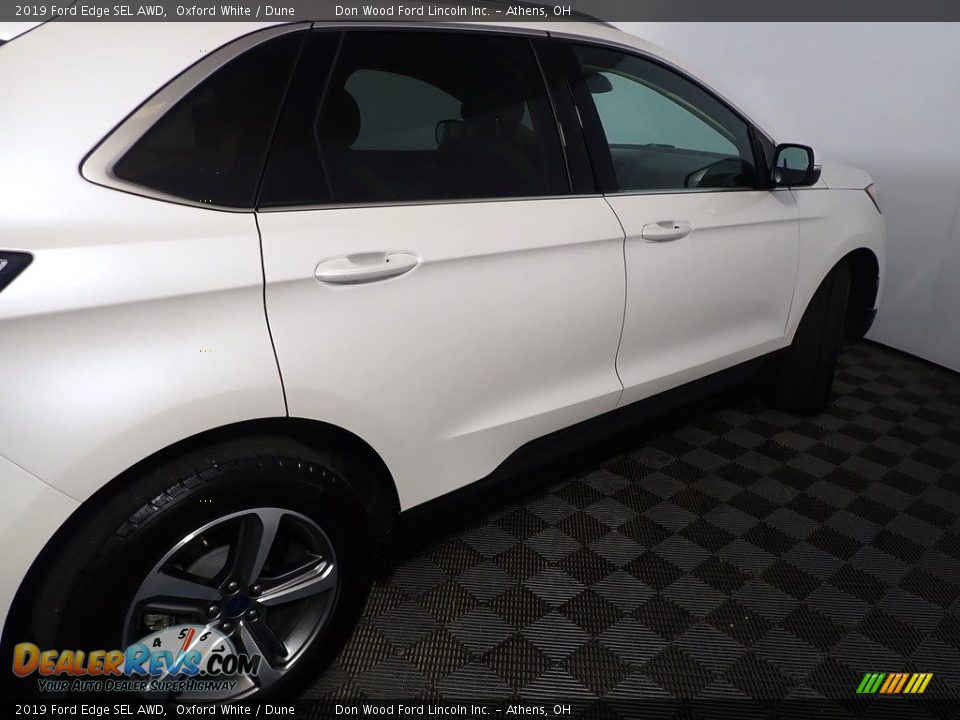 2019 Ford Edge SEL AWD Oxford White / Dune Photo #21