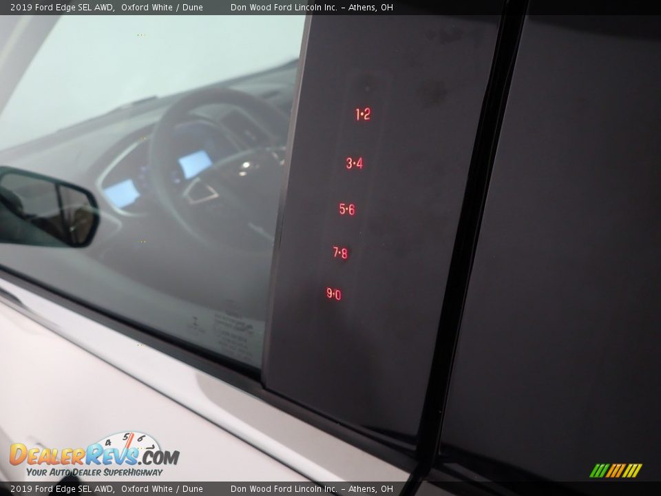 2019 Ford Edge SEL AWD Oxford White / Dune Photo #22