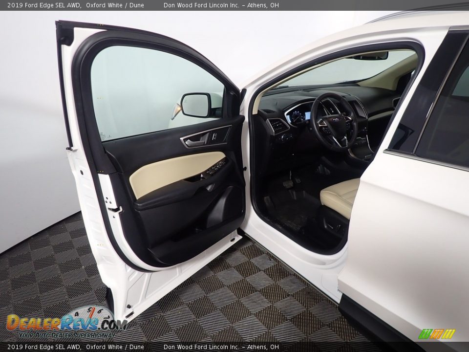 2019 Ford Edge SEL AWD Oxford White / Dune Photo #23