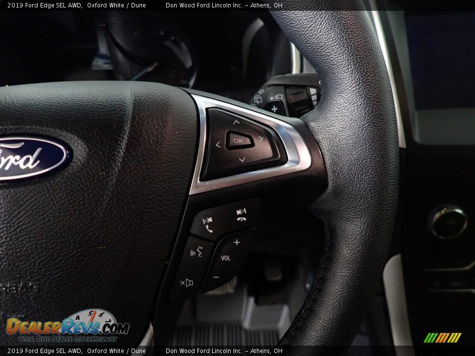 2019 Ford Edge SEL AWD Oxford White / Dune Photo #33