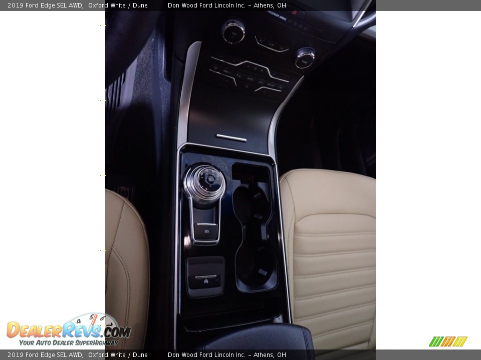 2019 Ford Edge SEL AWD Oxford White / Dune Photo #35