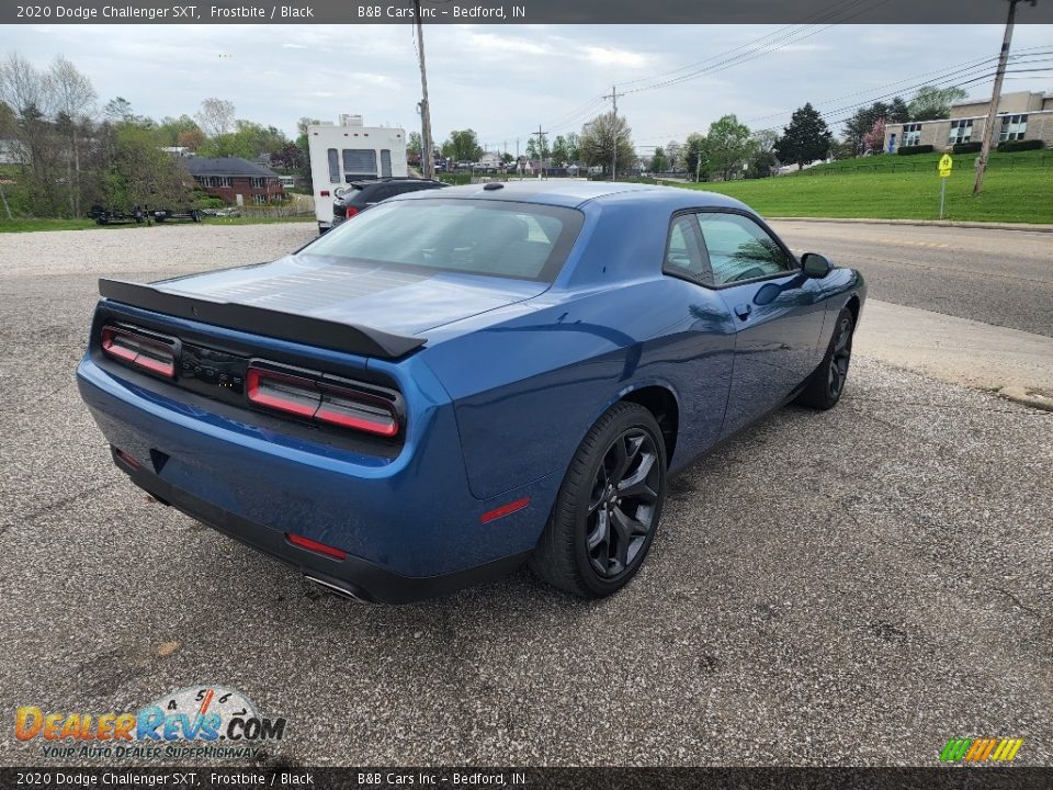 2020 Dodge Challenger SXT Frostbite / Black Photo #5