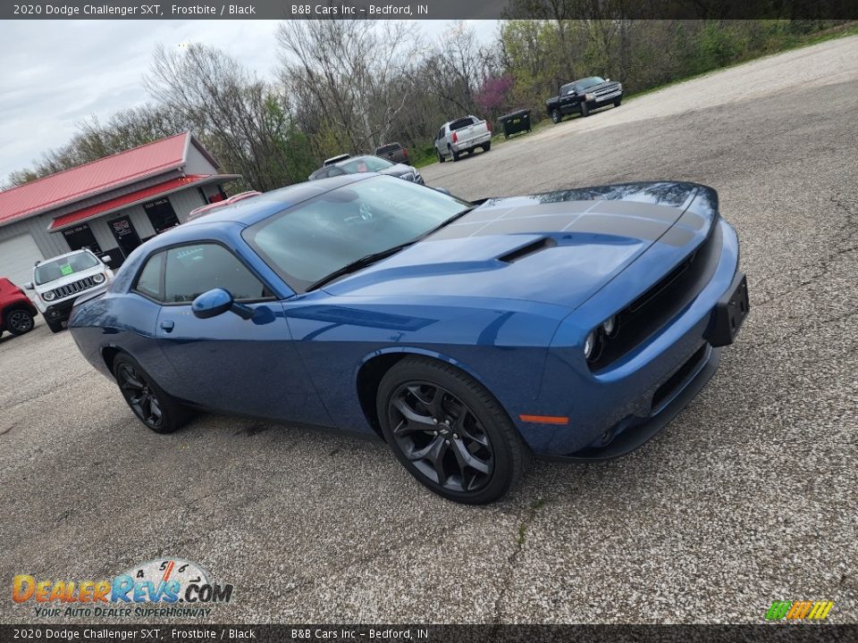 2020 Dodge Challenger SXT Frostbite / Black Photo #7