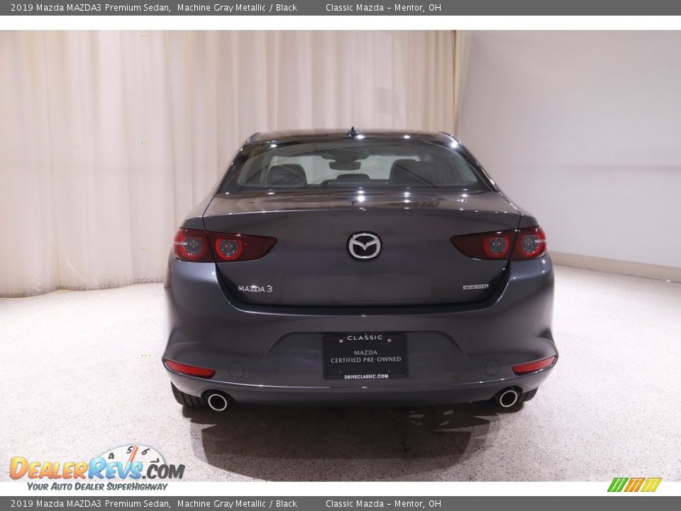2019 Mazda MAZDA3 Premium Sedan Machine Gray Metallic / Black Photo #18