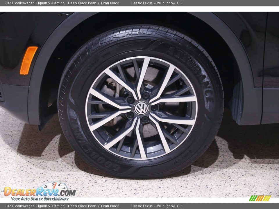 2021 Volkswagen Tiguan S 4Motion Deep Black Pearl / Titan Black Photo #19