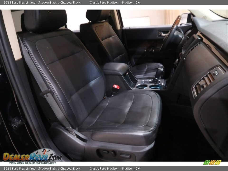 Front Seat of 2018 Ford Flex Limited Photo #16