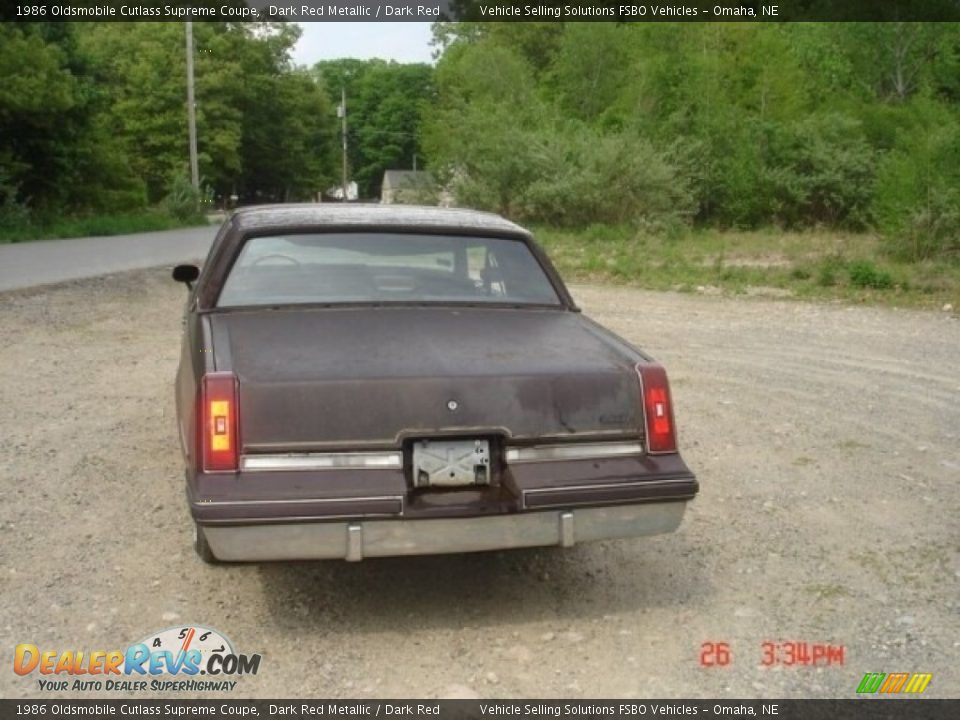 1986 Oldsmobile Cutlass Supreme Coupe Dark Red Metallic / Dark Red Photo #4