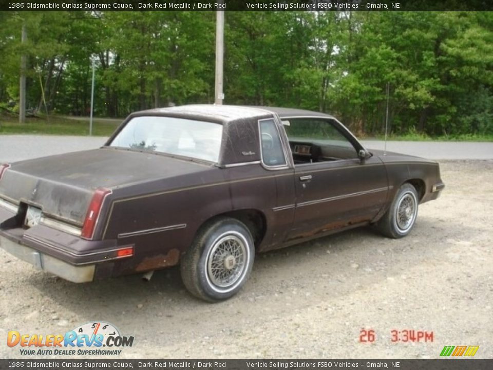 1986 Oldsmobile Cutlass Supreme Coupe Dark Red Metallic / Dark Red Photo #5