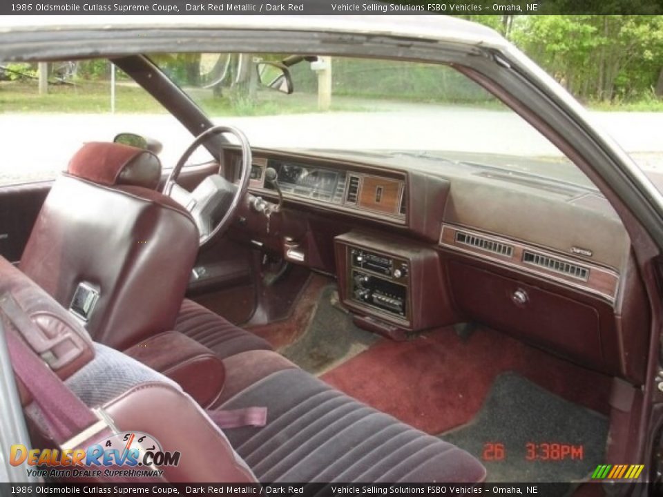 1986 Oldsmobile Cutlass Supreme Coupe Dark Red Metallic / Dark Red Photo #6