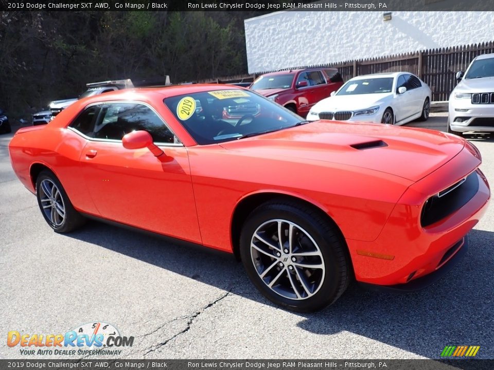 2019 Dodge Challenger SXT AWD Go Mango / Black Photo #8