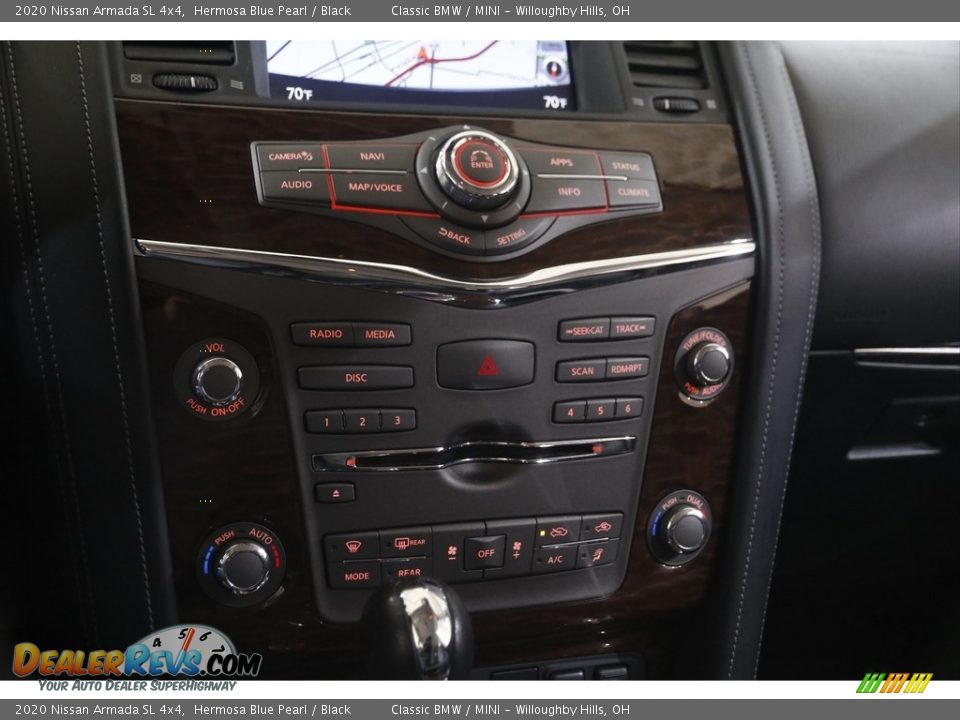 Controls of 2020 Nissan Armada SL 4x4 Photo #10