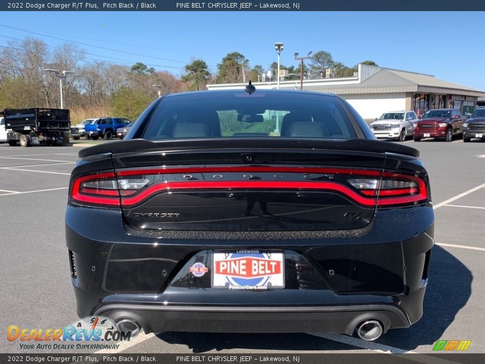 2022 Dodge Charger R/T Plus Pitch Black / Black Photo #7