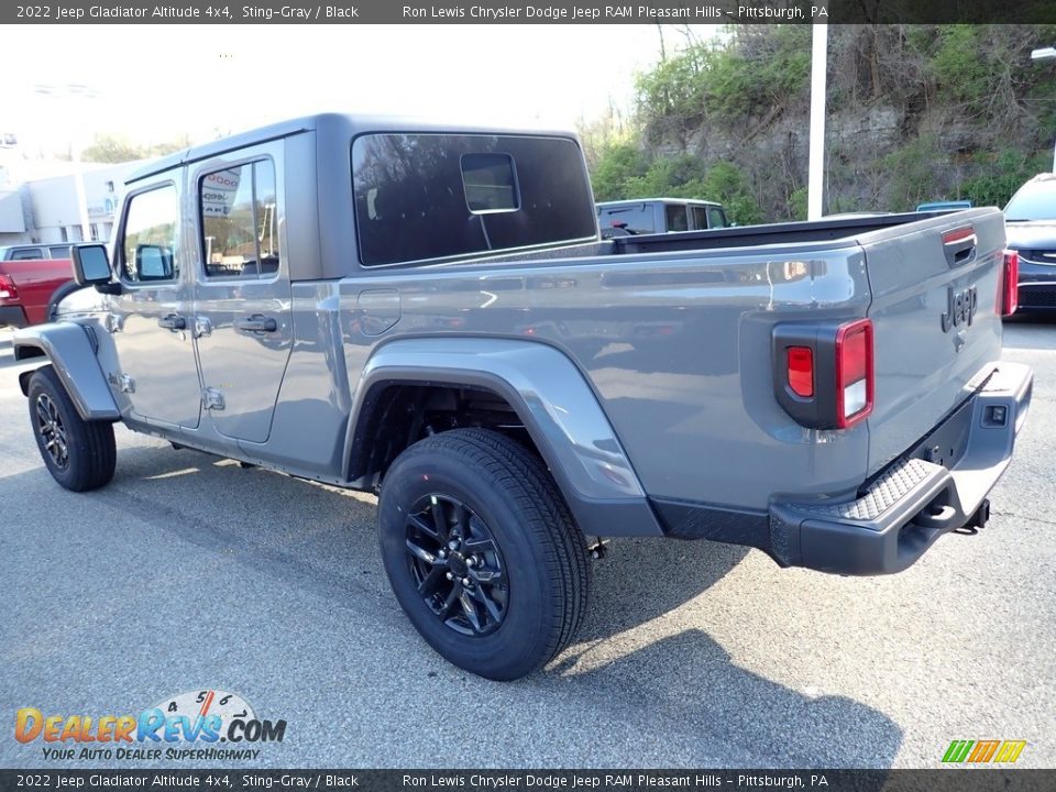 2022 Jeep Gladiator Altitude 4x4 Sting-Gray / Black Photo #3