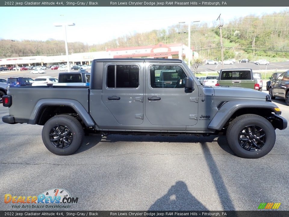 2022 Jeep Gladiator Altitude 4x4 Sting-Gray / Black Photo #6