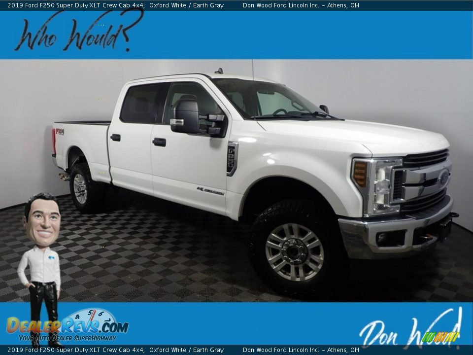 2019 Ford F250 Super Duty XLT Crew Cab 4x4 Oxford White / Earth Gray Photo #1