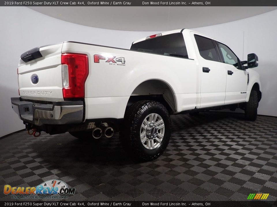 2019 Ford F250 Super Duty XLT Crew Cab 4x4 Oxford White / Earth Gray Photo #14