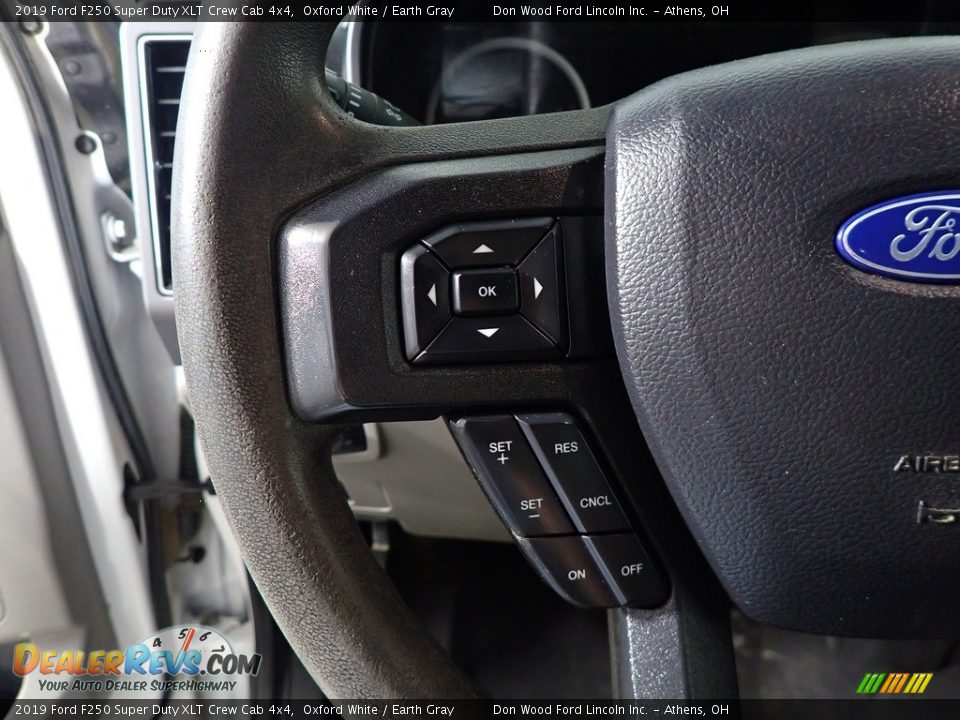 2019 Ford F250 Super Duty XLT Crew Cab 4x4 Oxford White / Earth Gray Photo #28