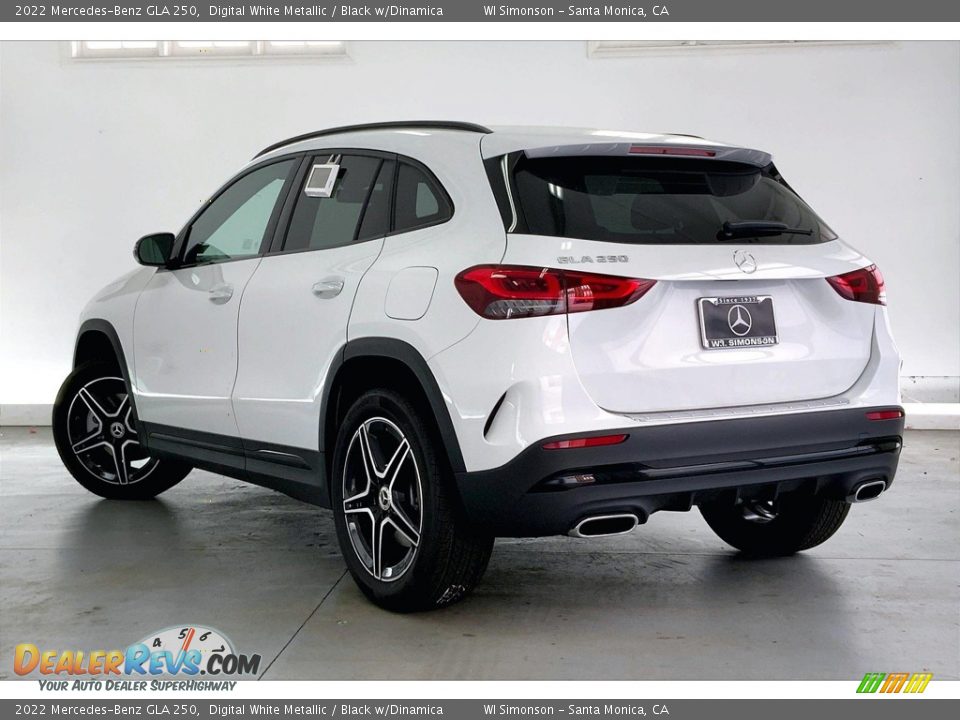 2022 Mercedes-Benz GLA 250 Digital White Metallic / Black w/Dinamica Photo #2