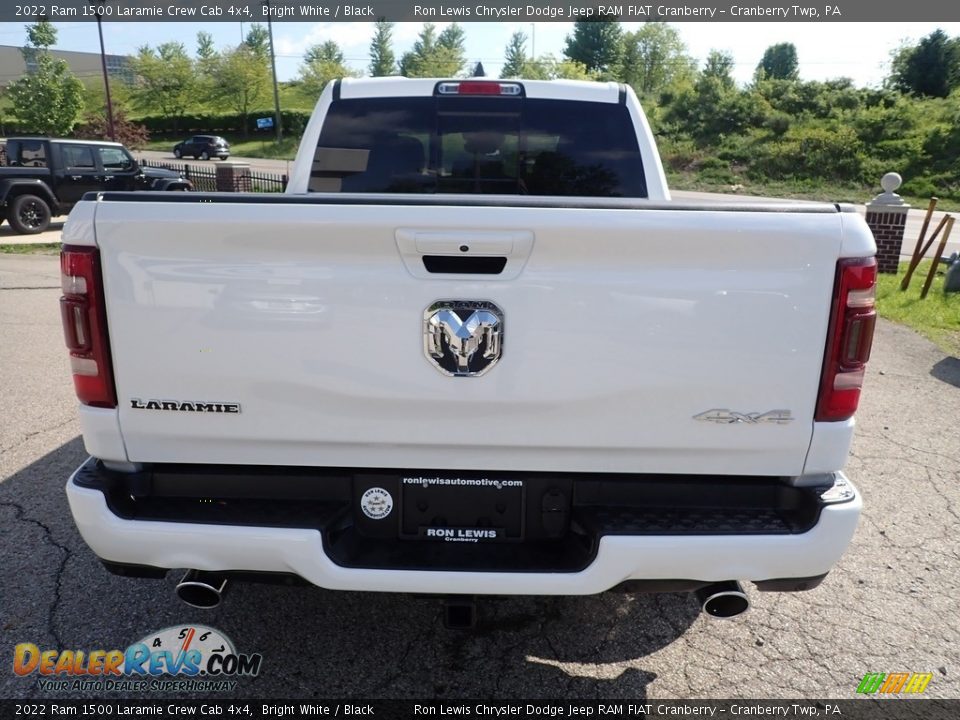 2022 Ram 1500 Laramie Crew Cab 4x4 Bright White / Black Photo #4