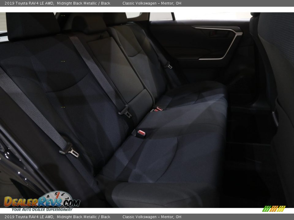 2019 Toyota RAV4 LE AWD Midnight Black Metallic / Black Photo #15