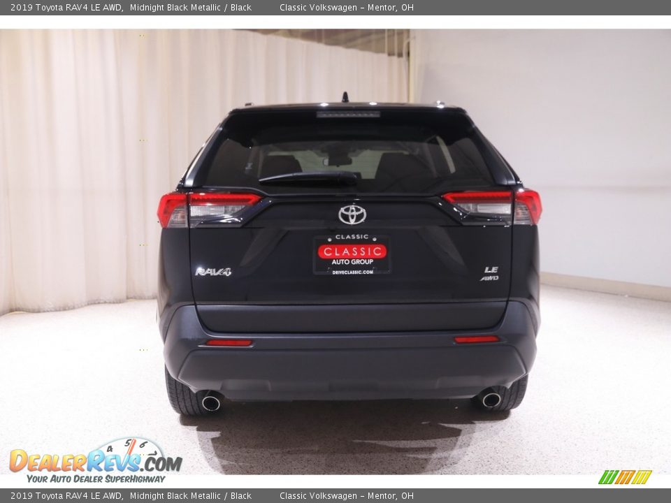 2019 Toyota RAV4 LE AWD Midnight Black Metallic / Black Photo #17