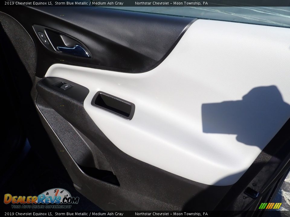 2019 Chevrolet Equinox LS Storm Blue Metallic / Medium Ash Gray Photo #17
