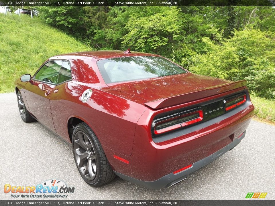 2018 Dodge Challenger SXT Plus Octane Red Pearl / Black Photo #8