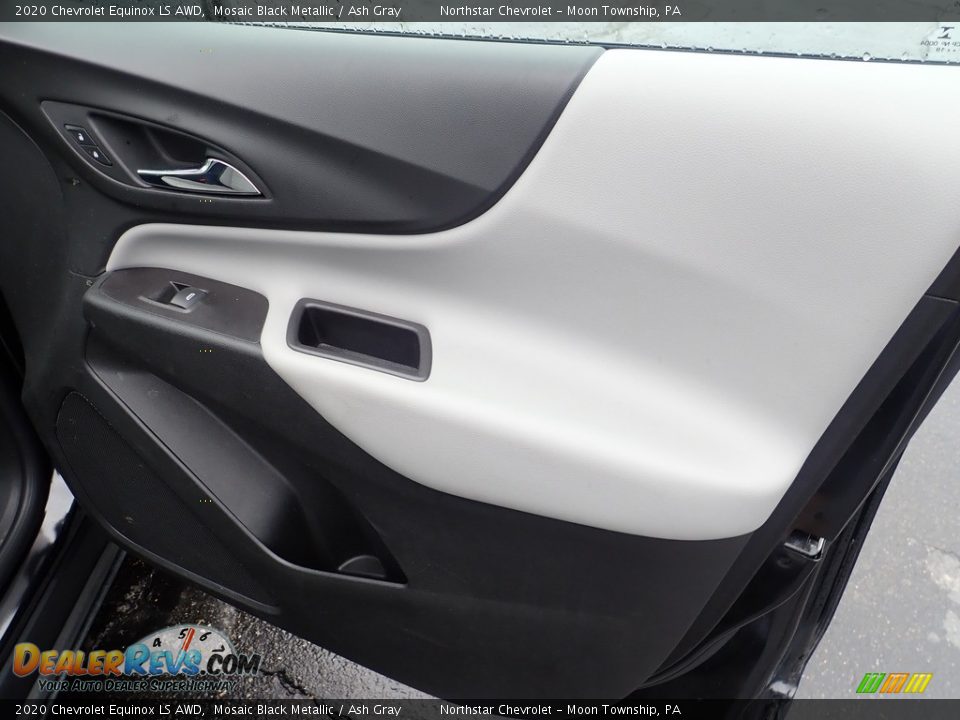 2020 Chevrolet Equinox LS AWD Mosaic Black Metallic / Ash Gray Photo #17
