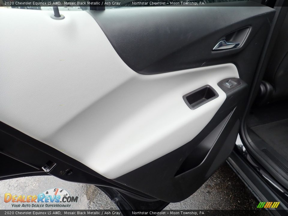 2020 Chevrolet Equinox LS AWD Mosaic Black Metallic / Ash Gray Photo #24