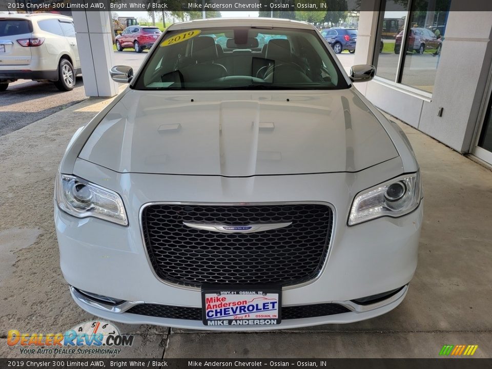 2019 Chrysler 300 Limited AWD Bright White / Black Photo #9