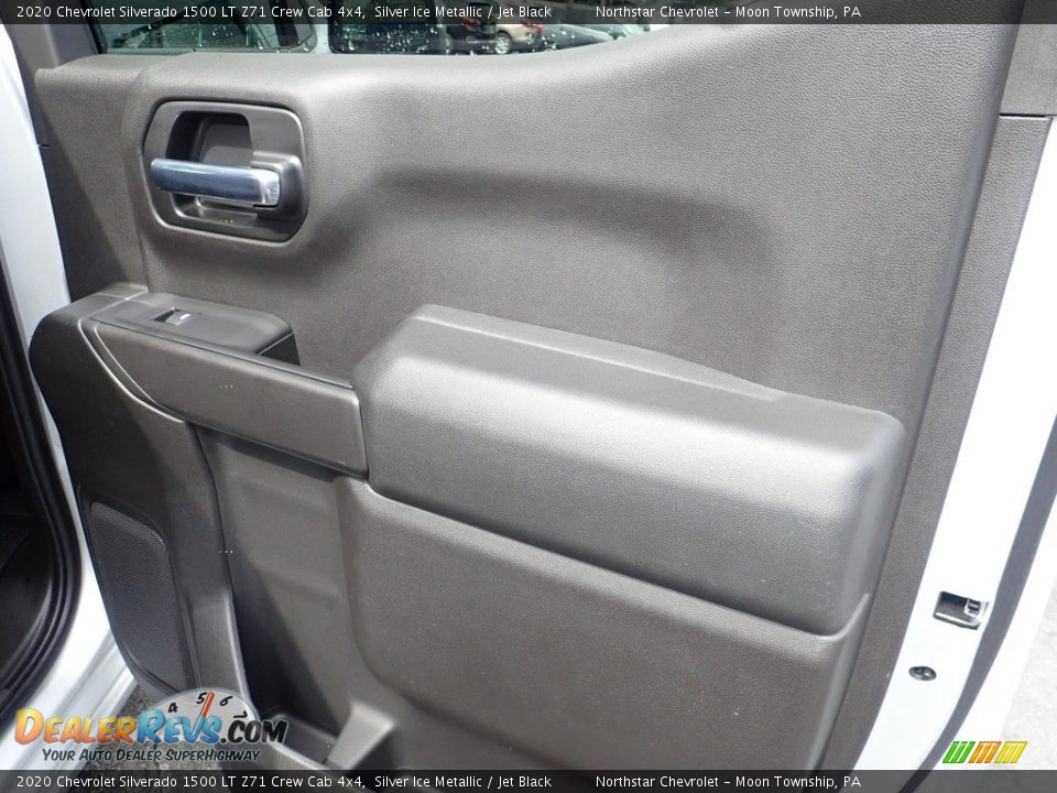 2020 Chevrolet Silverado 1500 LT Z71 Crew Cab 4x4 Silver Ice Metallic / Jet Black Photo #19