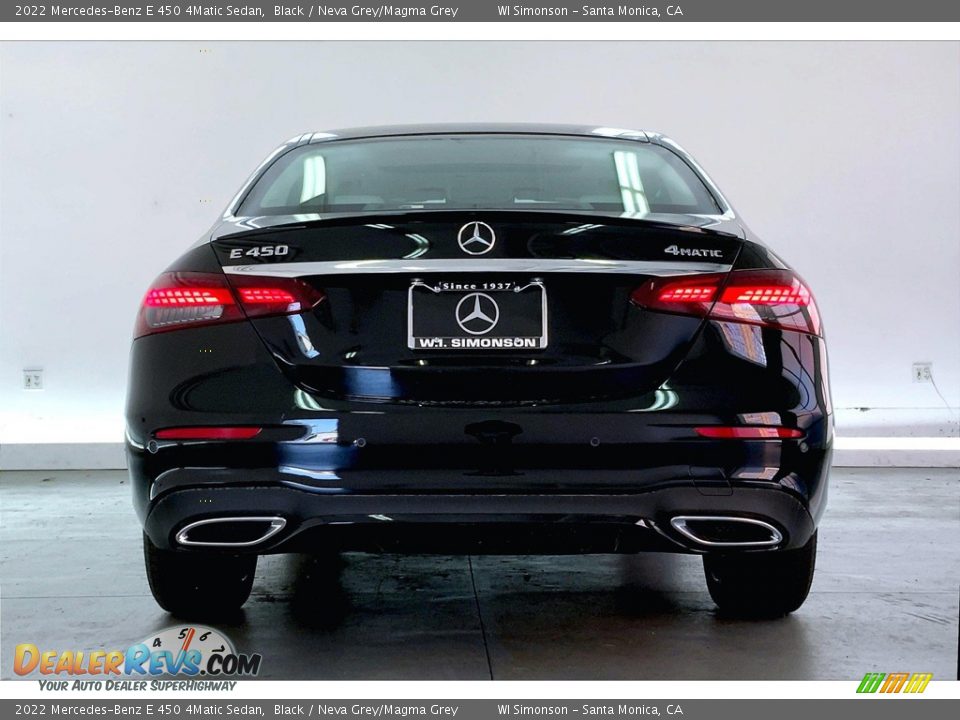 2022 Mercedes-Benz E 450 4Matic Sedan Black / Neva Grey/Magma Grey Photo #3