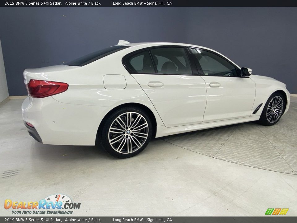 2019 BMW 5 Series 540i Sedan Alpine White / Black Photo #4