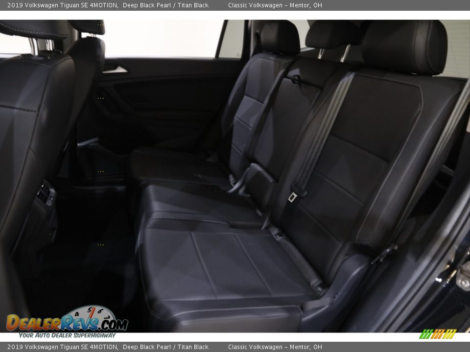 2019 Volkswagen Tiguan SE 4MOTION Deep Black Pearl / Titan Black Photo #16