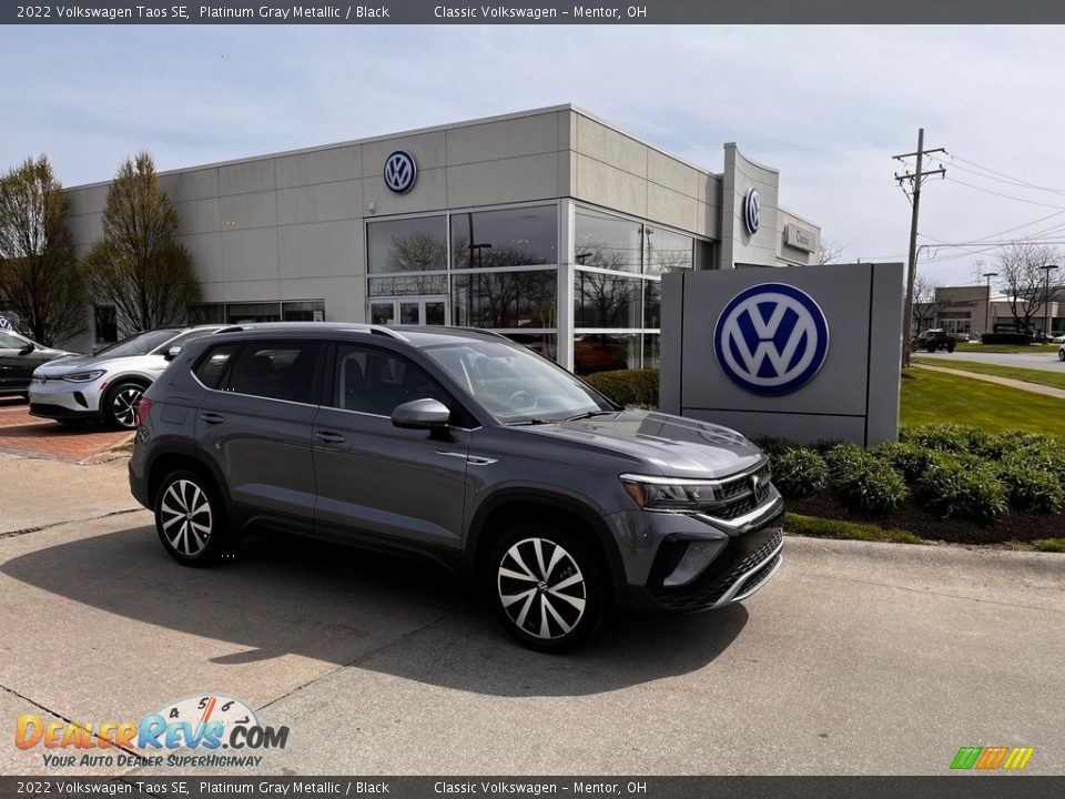 2022 Volkswagen Taos SE Platinum Gray Metallic / Black Photo #1