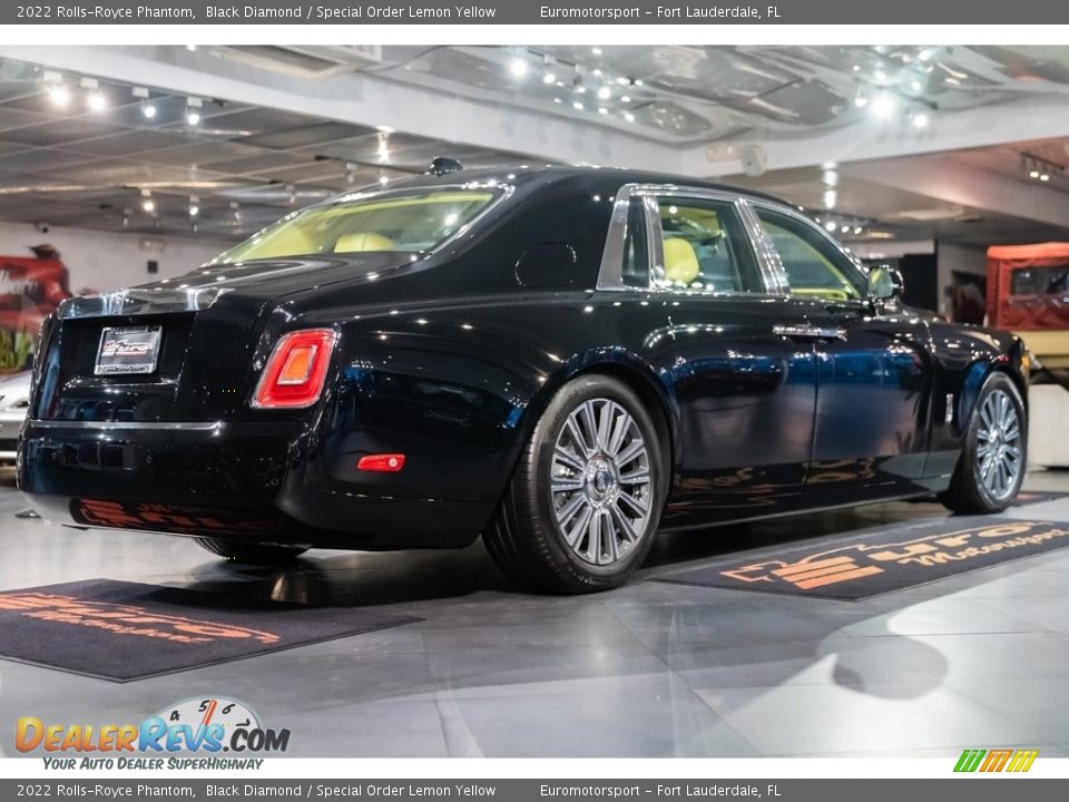 2022 Rolls-Royce Phantom Black Diamond / Special Order Lemon Yellow Photo #10