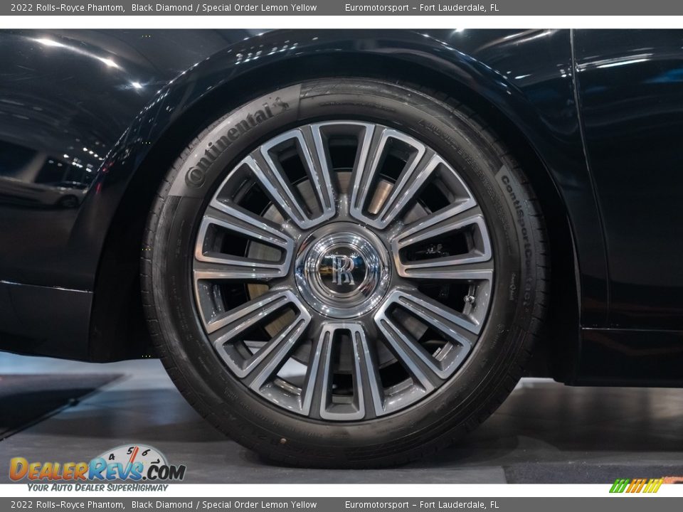 2022 Rolls-Royce Phantom  Wheel Photo #15