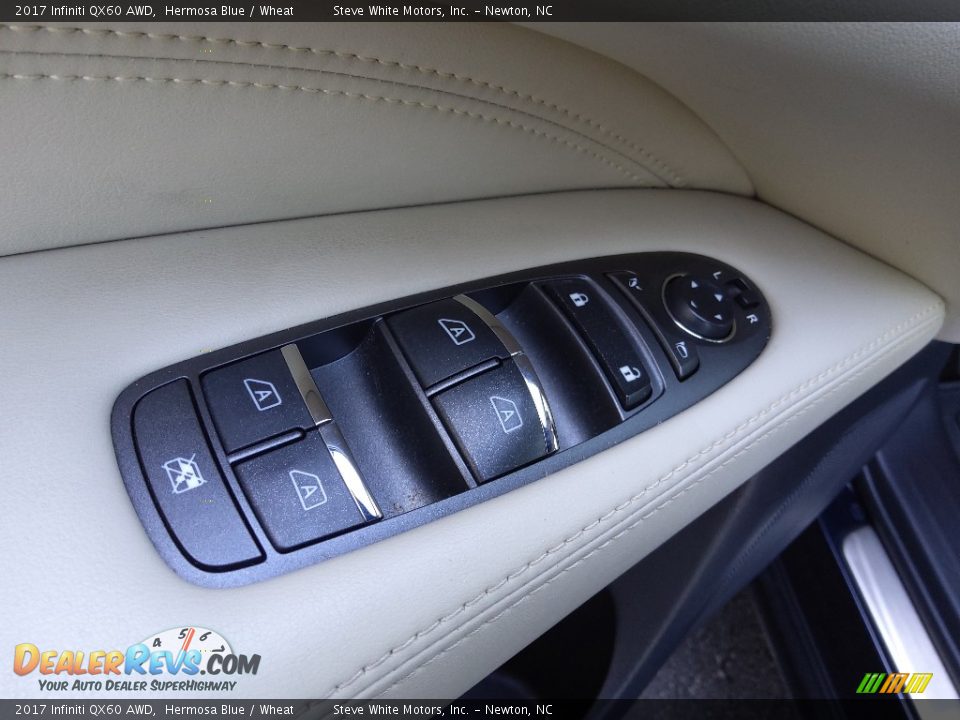 Door Panel of 2017 Infiniti QX60 AWD Photo #13