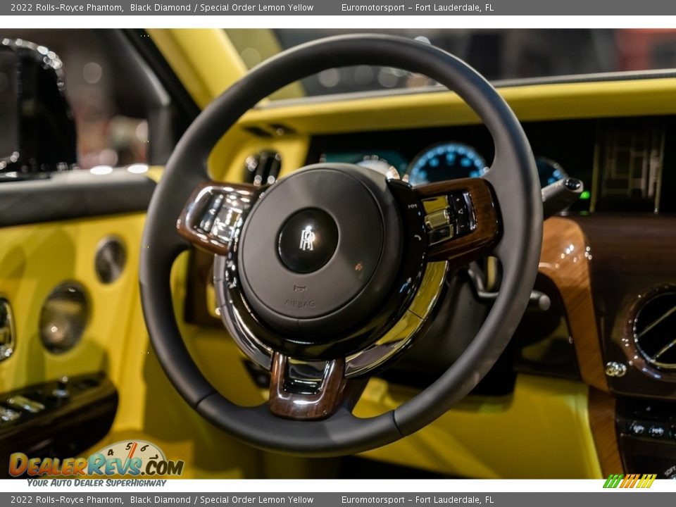 2022 Rolls-Royce Phantom  Steering Wheel Photo #33