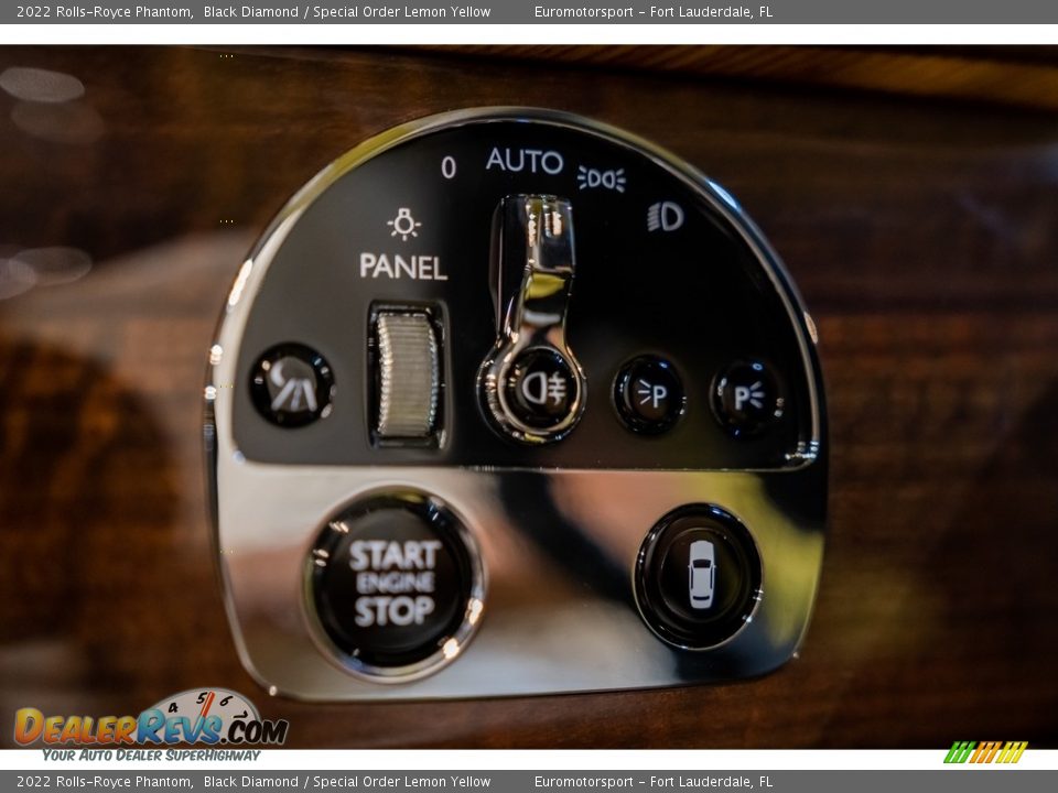 Controls of 2022 Rolls-Royce Phantom  Photo #42