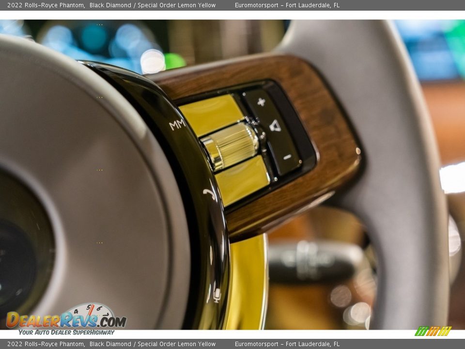 2022 Rolls-Royce Phantom  Steering Wheel Photo #43
