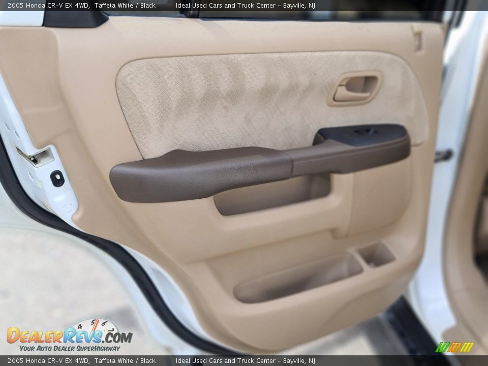 2005 Honda CR-V EX 4WD Taffeta White / Black Photo #18