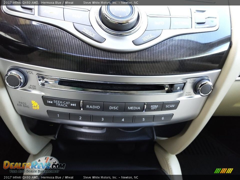 Controls of 2017 Infiniti QX60 AWD Photo #30