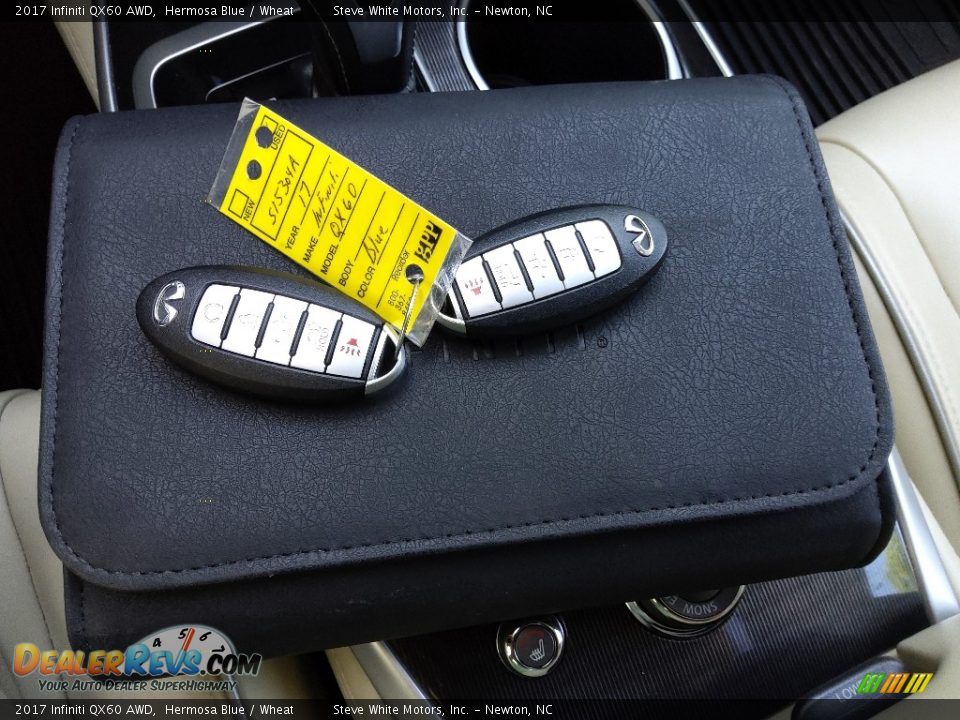 Keys of 2017 Infiniti QX60 AWD Photo #35
