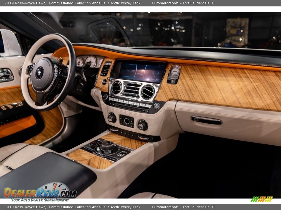 Dashboard of 2019 Rolls-Royce Dawn  Photo #4