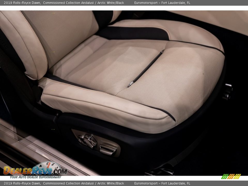 2019 Rolls-Royce Dawn Commissioned Collection Andalusi / Arctic White/Black Photo #15