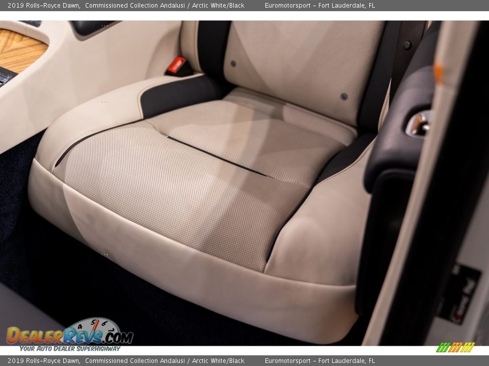 2019 Rolls-Royce Dawn Commissioned Collection Andalusi / Arctic White/Black Photo #20