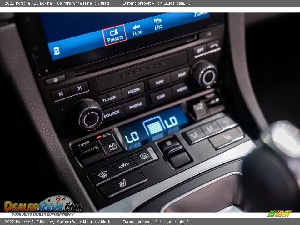 Controls of 2022 Porsche 718 Boxster  Photo #33