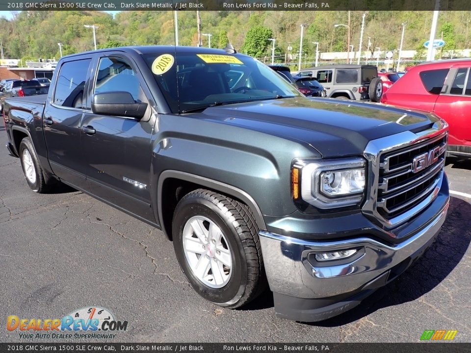 Front 3/4 View of 2018 GMC Sierra 1500 SLE Crew Cab Photo #2