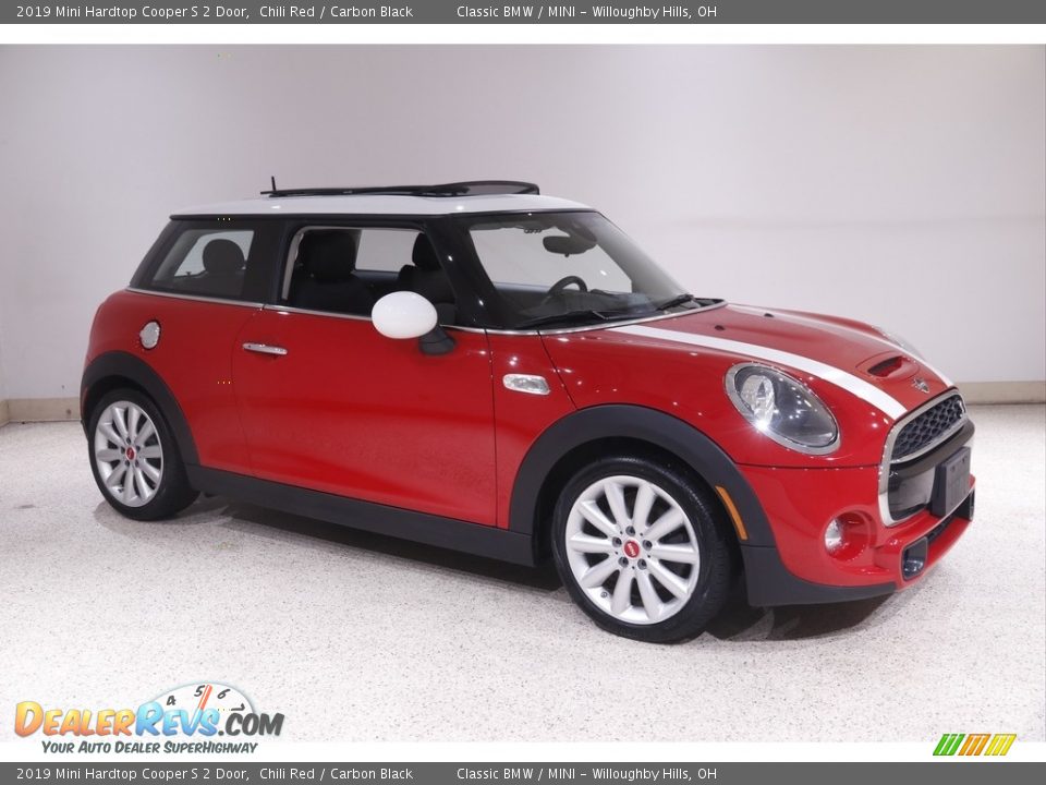 2019 Mini Hardtop Cooper S 2 Door Chili Red / Carbon Black Photo #1